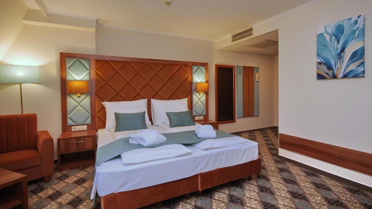 Wellness Hotel 귤러 외부 사진