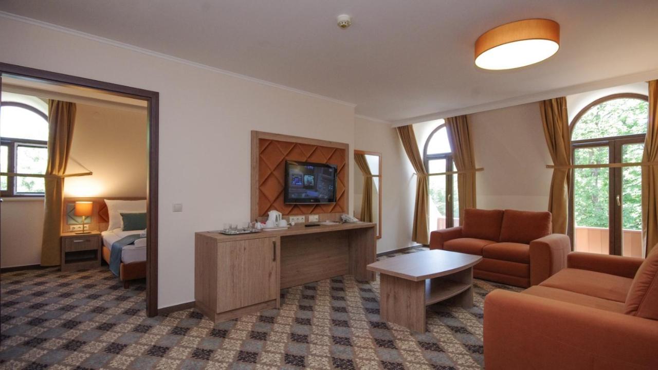 Wellness Hotel 귤러 외부 사진
