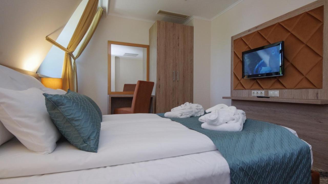 Wellness Hotel 귤러 외부 사진
