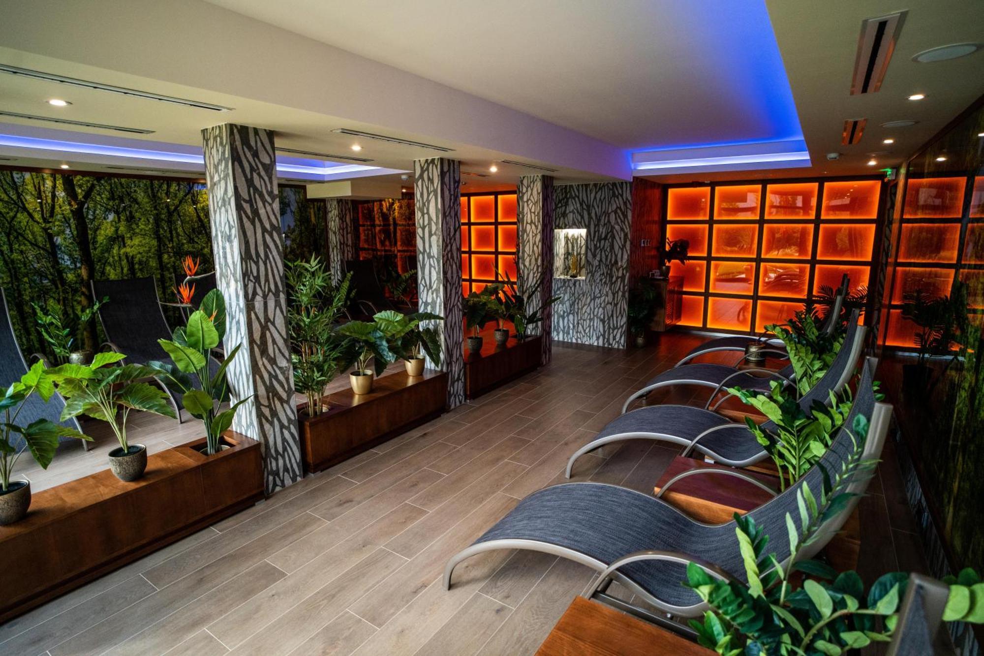 Wellness Hotel 귤러 외부 사진