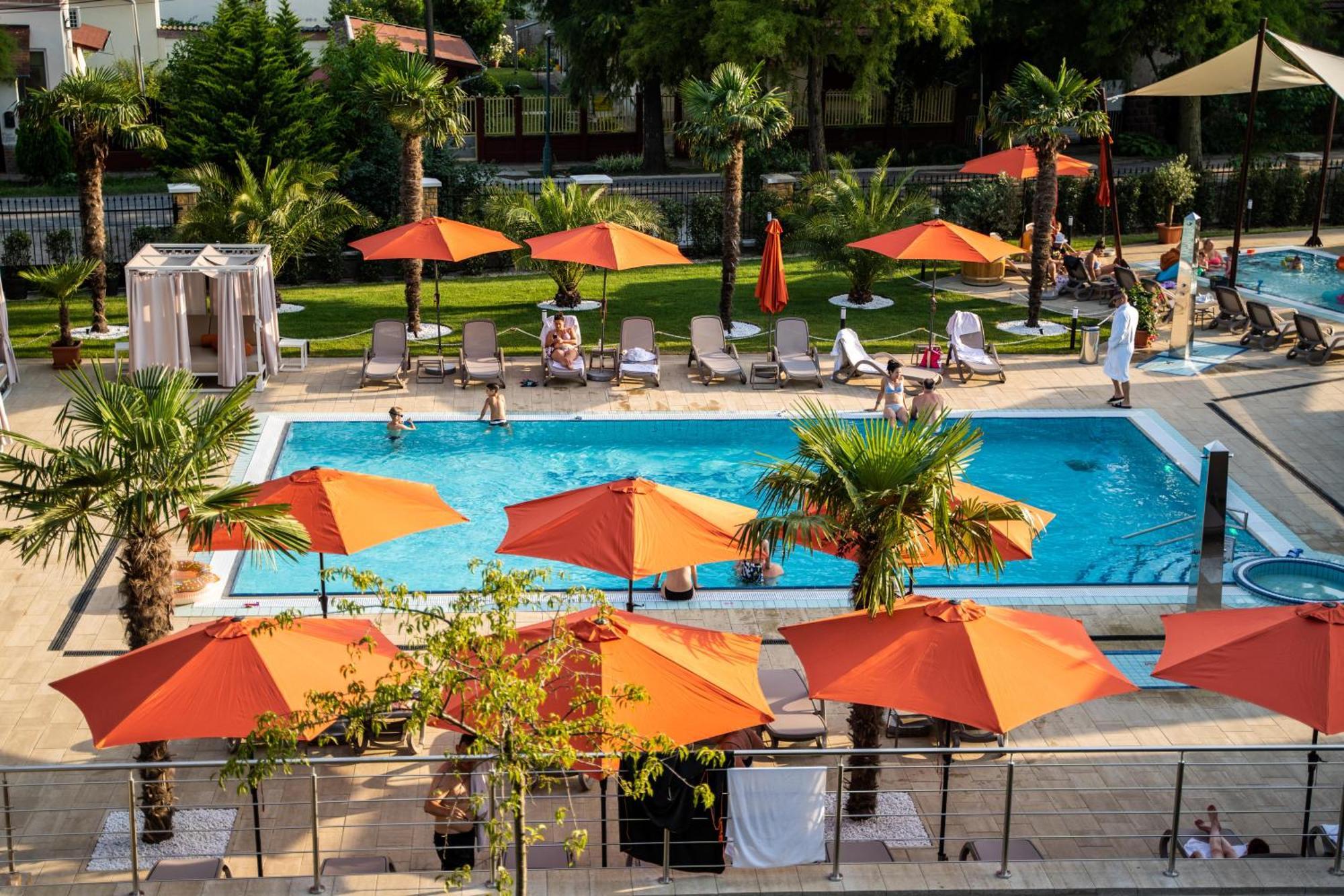 Wellness Hotel 귤러 외부 사진