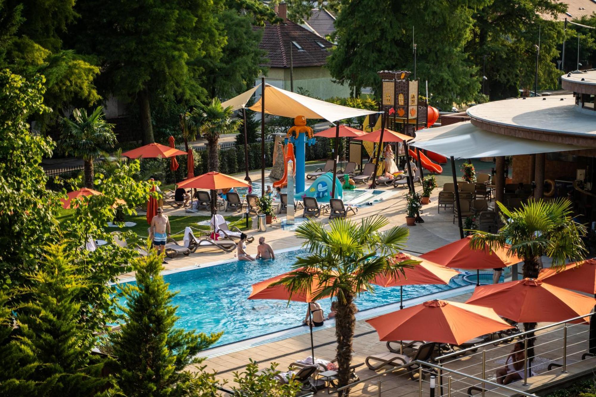 Wellness Hotel 귤러 외부 사진