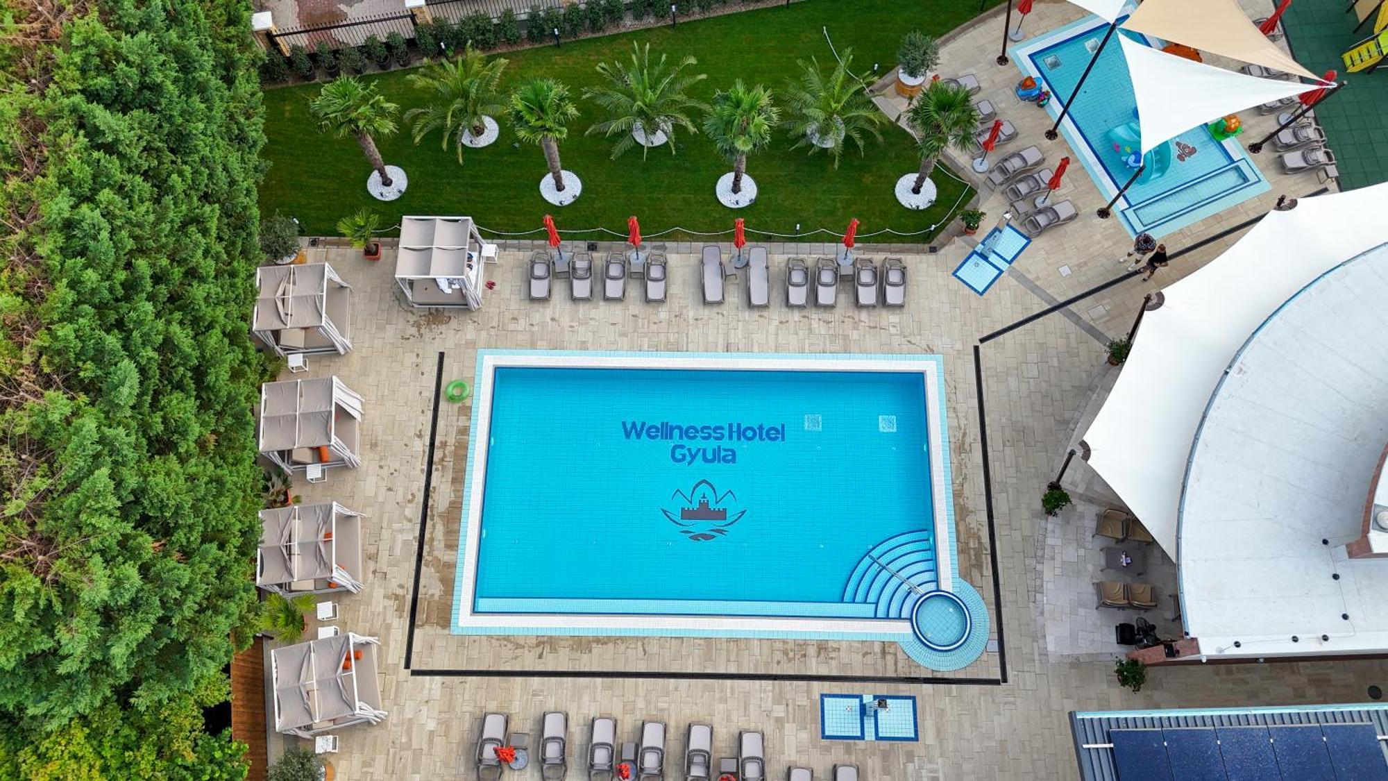 Wellness Hotel 귤러 외부 사진
