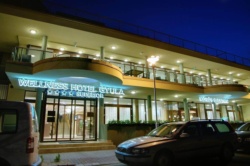 Wellness Hotel 귤러 외부 사진